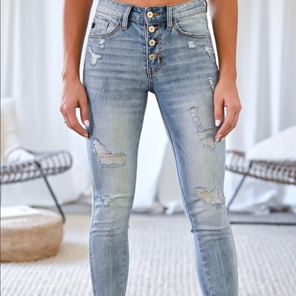 KanCan Denim - Host Pick!✨🆕Exposed Button Split Ankle Denim Jean